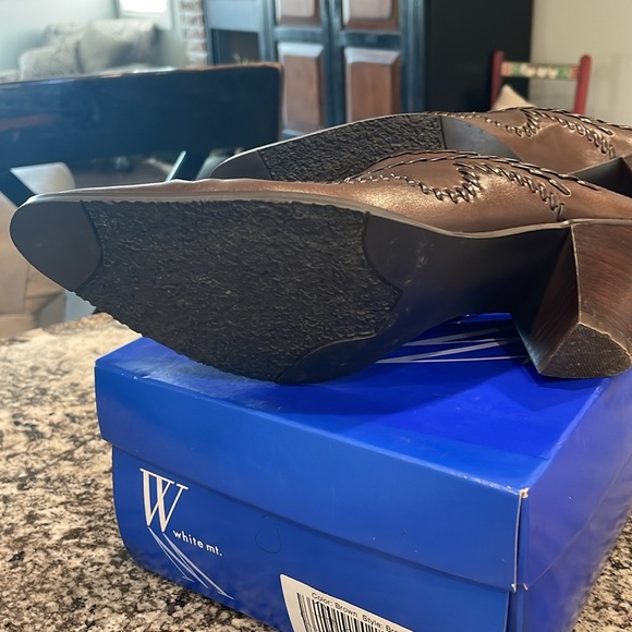 White mt. Boots/mules - Picture 4 of 4